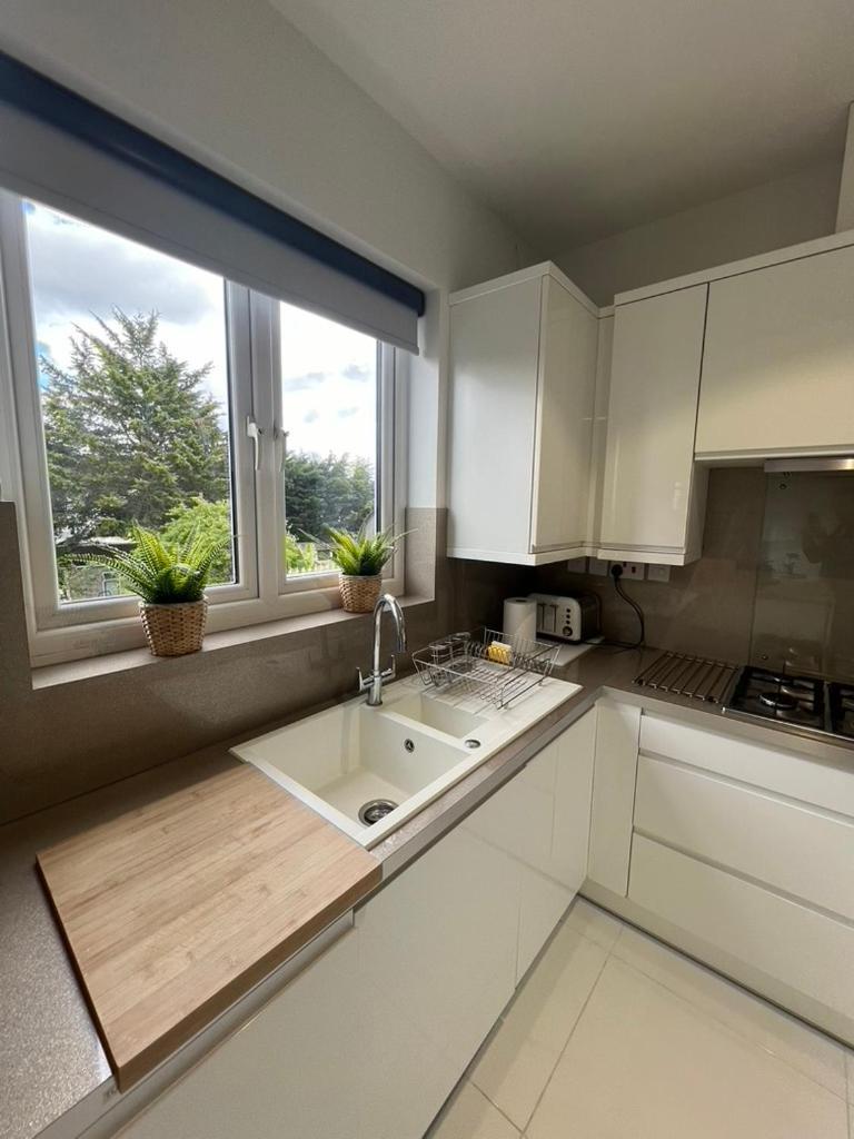 Zenobia London Luxury Apartments Finchley Buitenkant foto