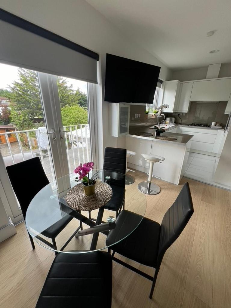 Zenobia London Luxury Apartments Finchley Buitenkant foto