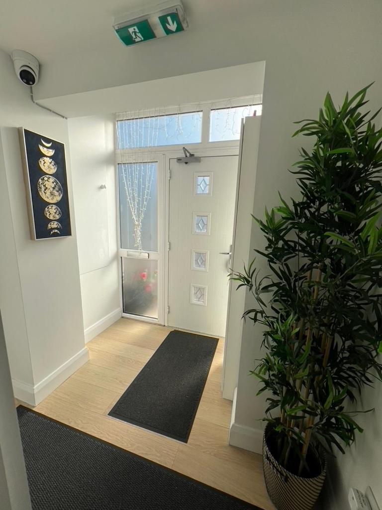 Zenobia London Luxury Apartments Finchley Buitenkant foto
