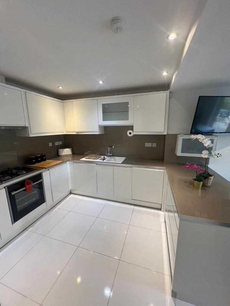 Zenobia London Luxury Apartments Finchley Buitenkant foto