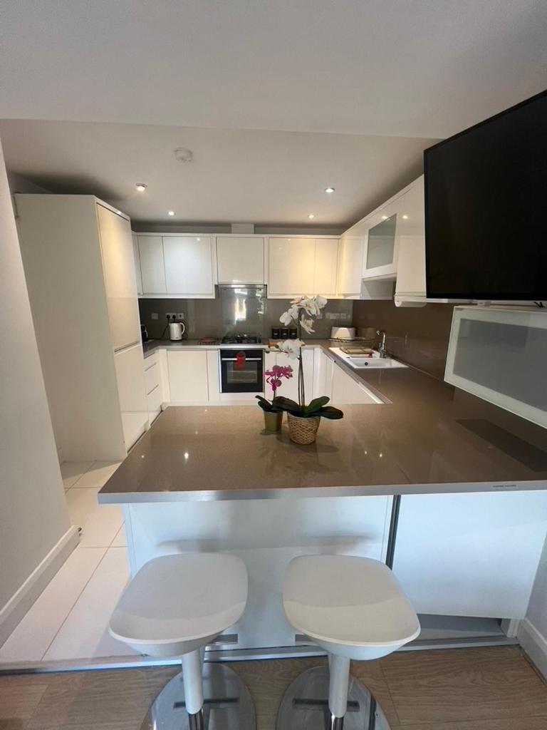 Zenobia London Luxury Apartments Finchley Buitenkant foto