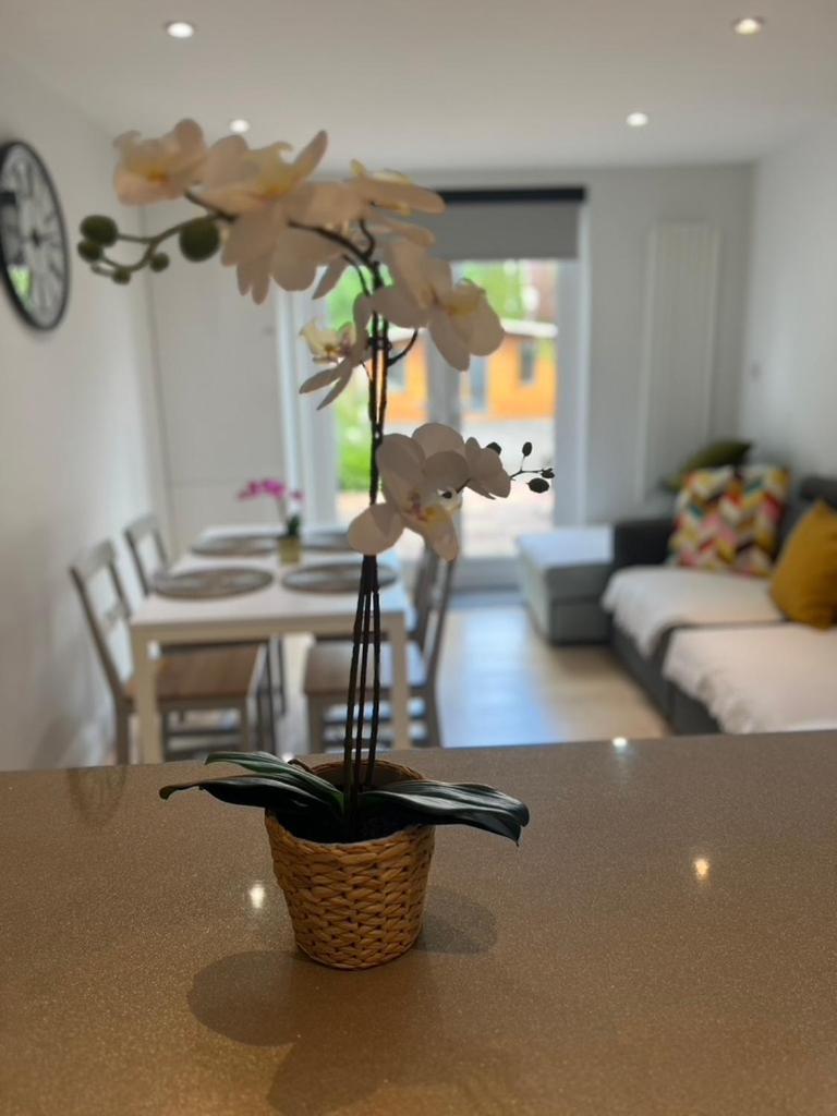 Zenobia London Luxury Apartments Finchley Buitenkant foto