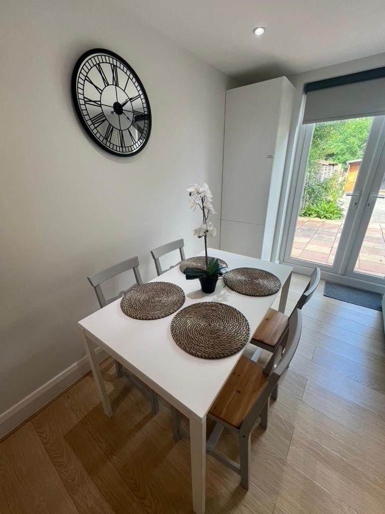 Zenobia London Luxury Apartments Finchley Buitenkant foto